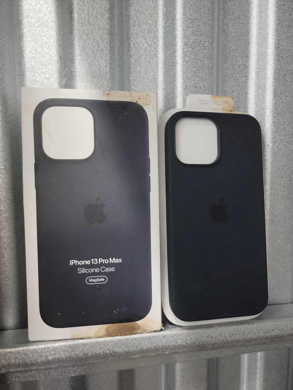 Apple Original  iPhone 13 Pro Max Silicone Case - Black